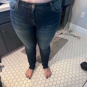 NWOT Kut from the Kloth Dark Blue Skinny Jeans